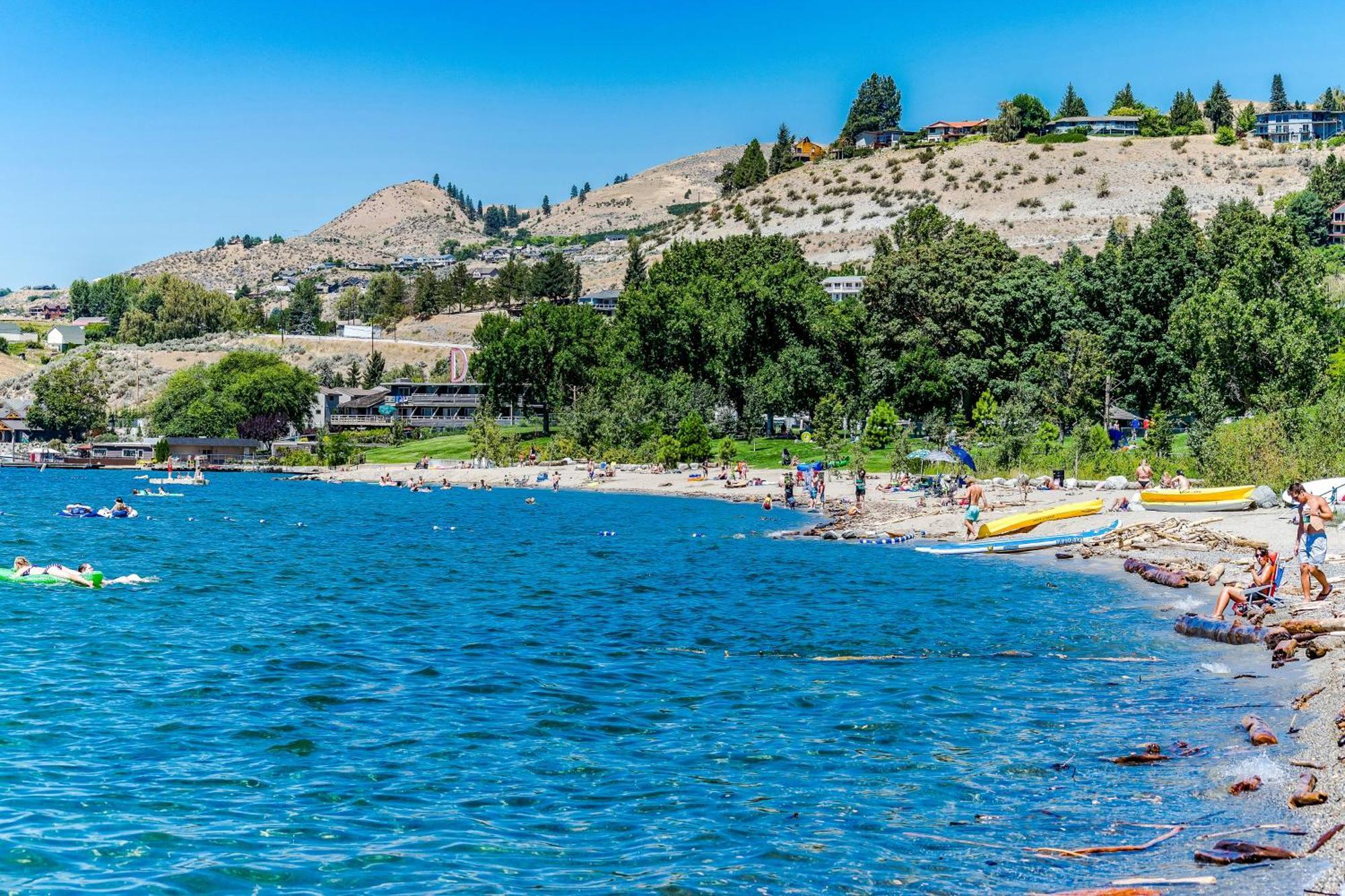 Chelan Resort Suites: Comfort By The Lake #201 Bagian luar foto